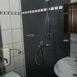 Dream House 2* אקהטופול