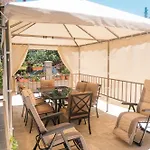 Dream House אקהטופול