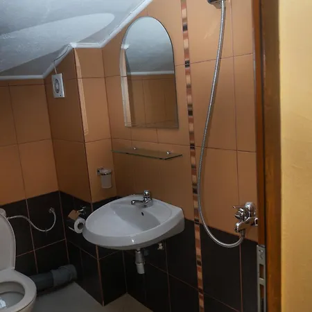 Dream House 招待所