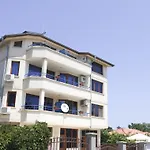 Guest house Dream House
