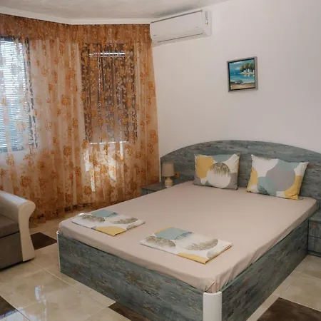 Pensjonat Dream House 2*