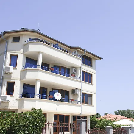Guest house Dream House
