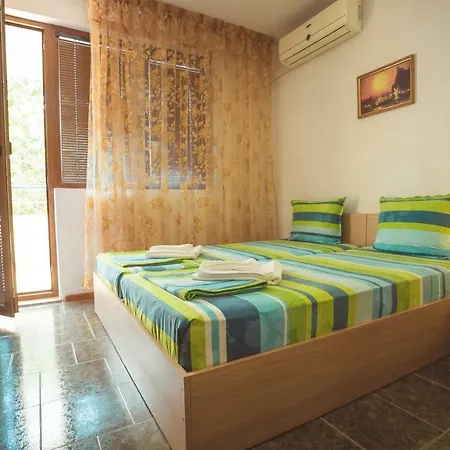 Guest house Dream House 2*